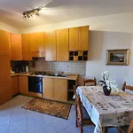 Casa Valenti شقة برنزوني سول جاردا
