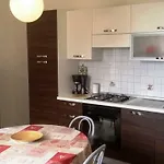 Casa Valenti * برنزوني سول جاردا