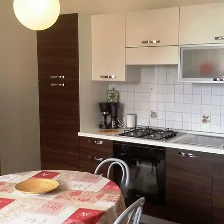 Casa Valenti * ברנצונה סול גארדה