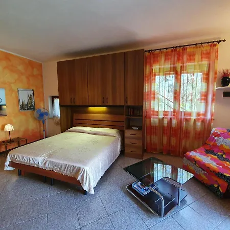 Casa Valenti ברנצונה סול גארדה