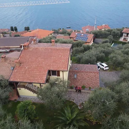 Apartment Casa Valenti Brenzone sul Garda